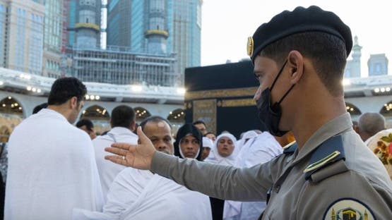 🔴 باحث : يوضح آلية تعامل رجال الأمن بالحرم مع محاولات الاستفزاز 3 fbbffb36 92b2 4136 829d